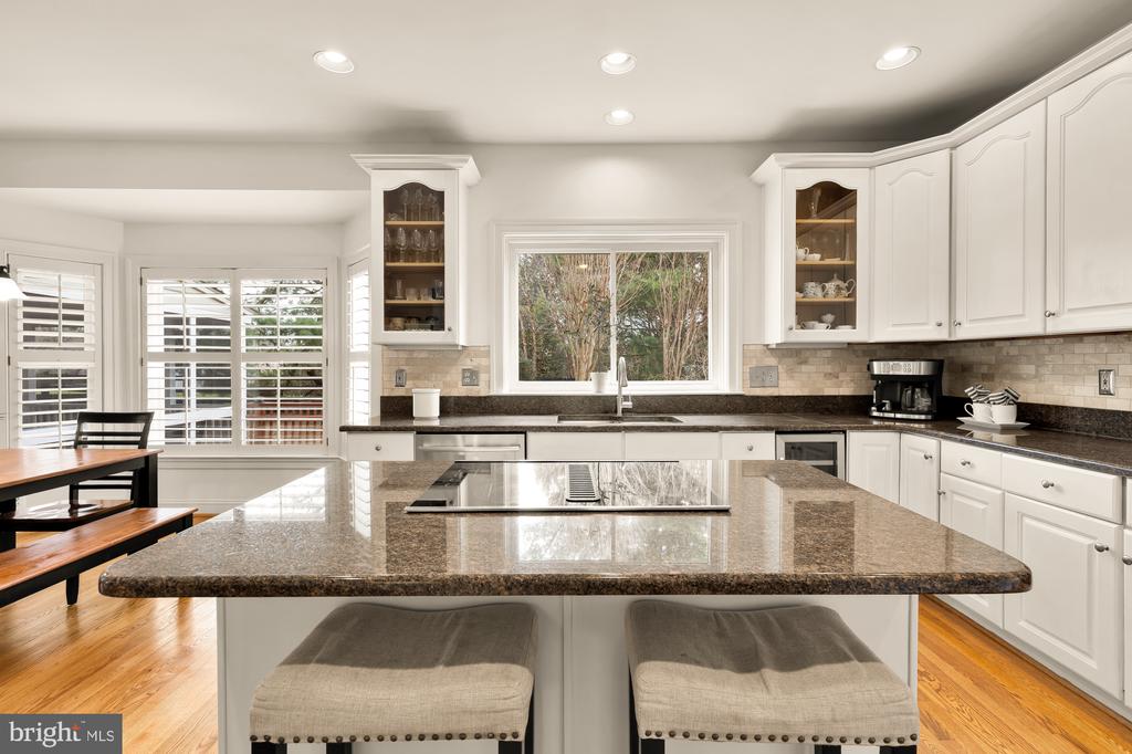 10009 THOMPSON RIDGE COURT