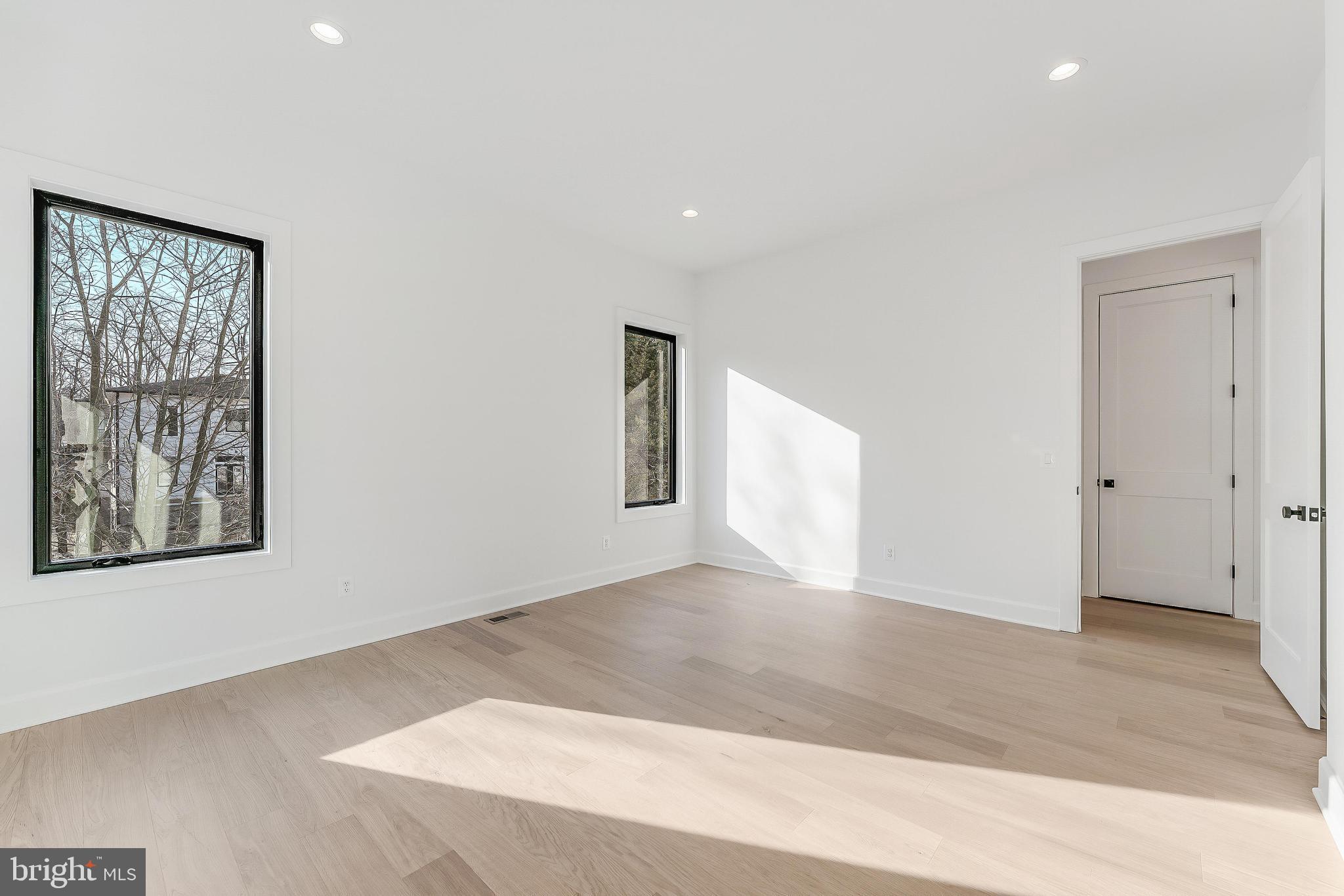 731 ELLSWORTH AVENUE