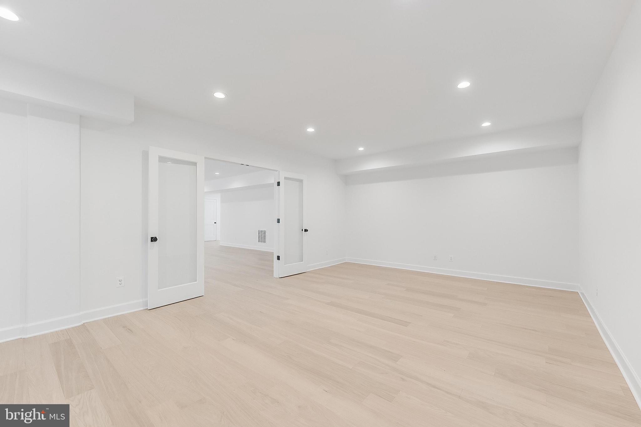 731 ELLSWORTH AVENUE