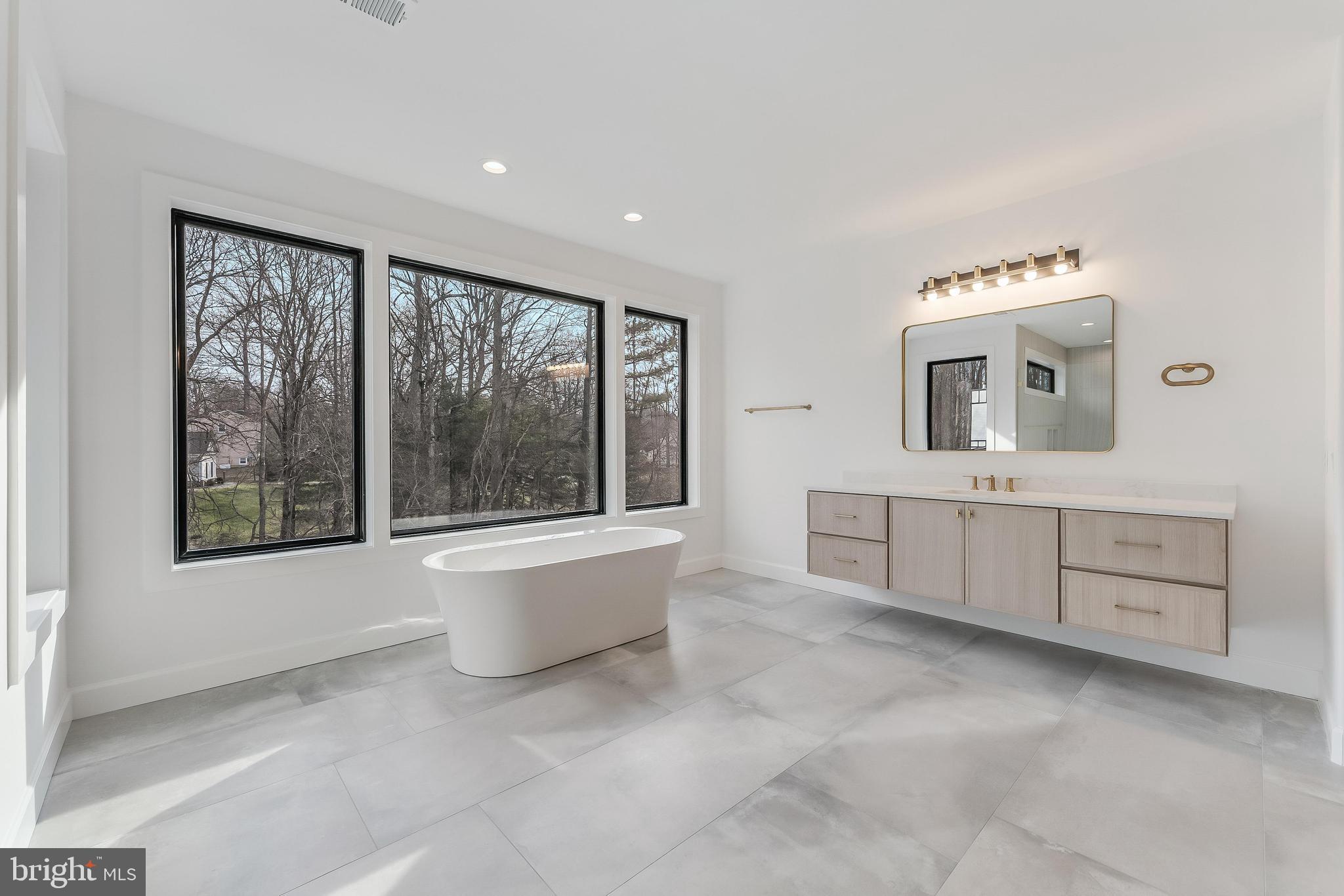 731 ELLSWORTH AVENUE