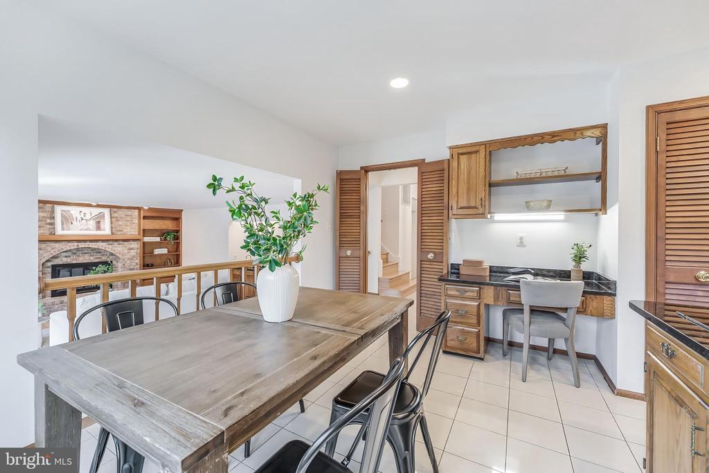 1807 ABBEY GLEN