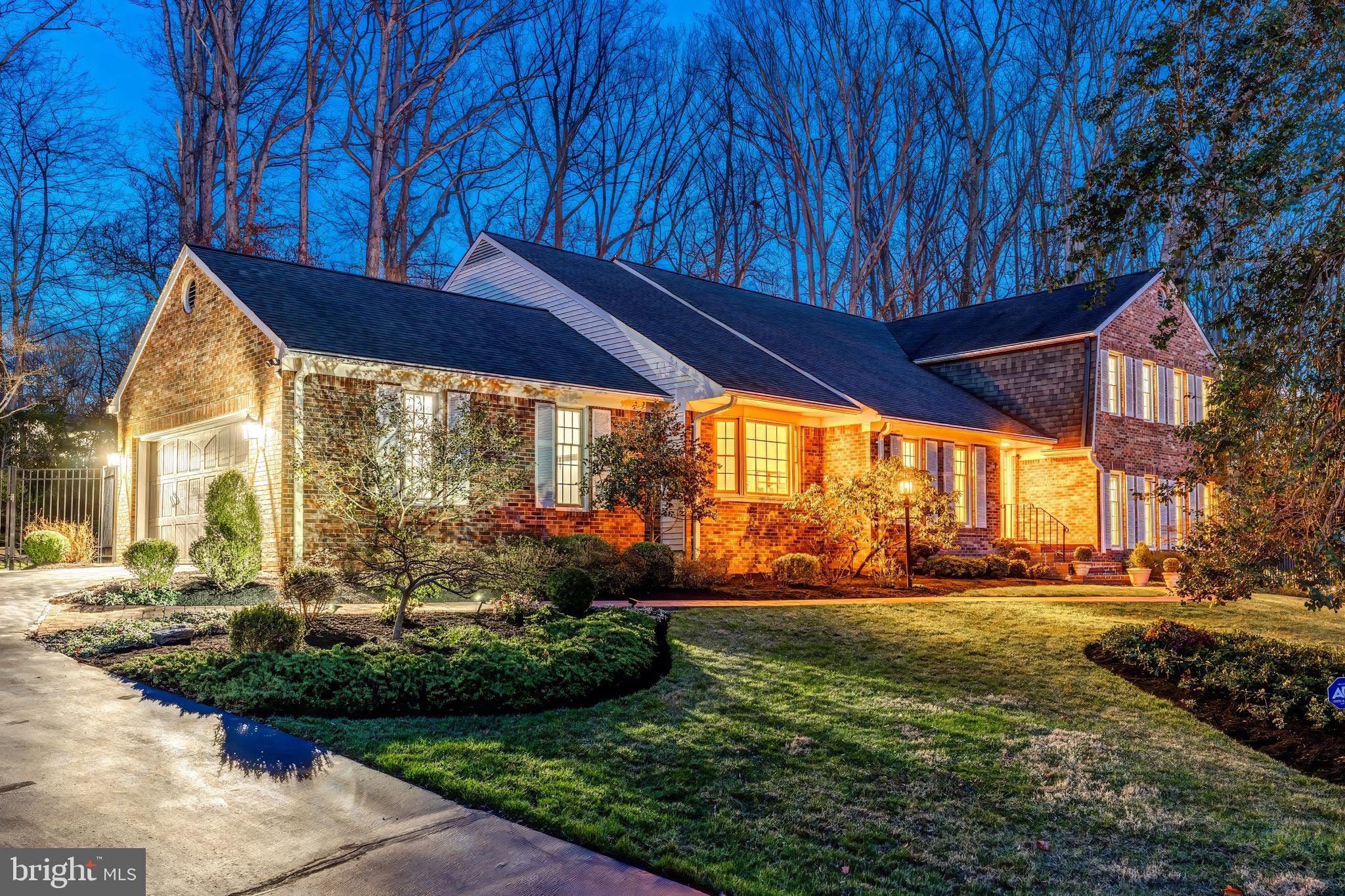 1807 ABBEY GLEN