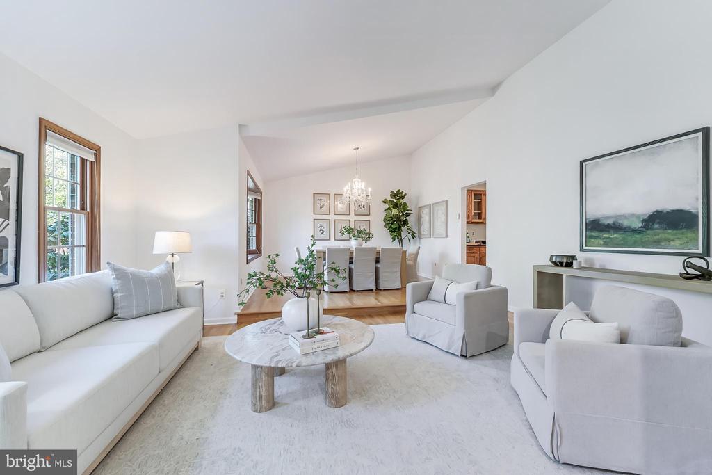 1807 ABBEY GLEN