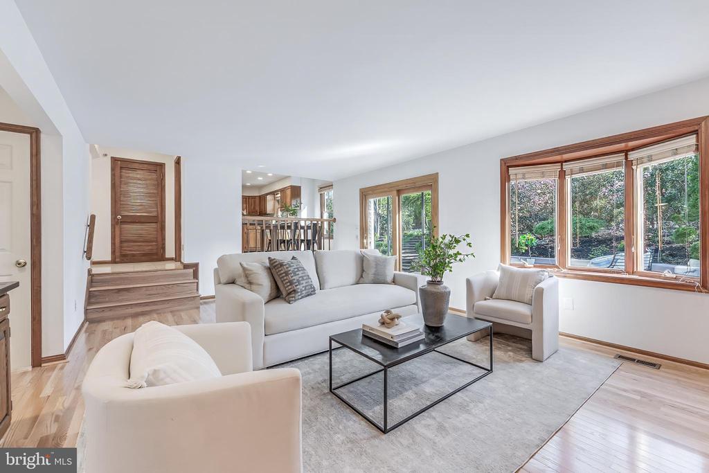 1807 ABBEY GLEN