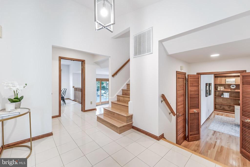 1807 ABBEY GLEN