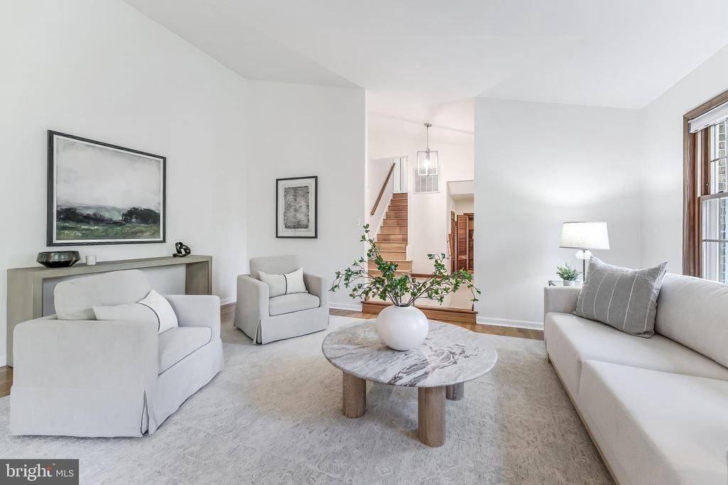 1807 ABBEY GLEN