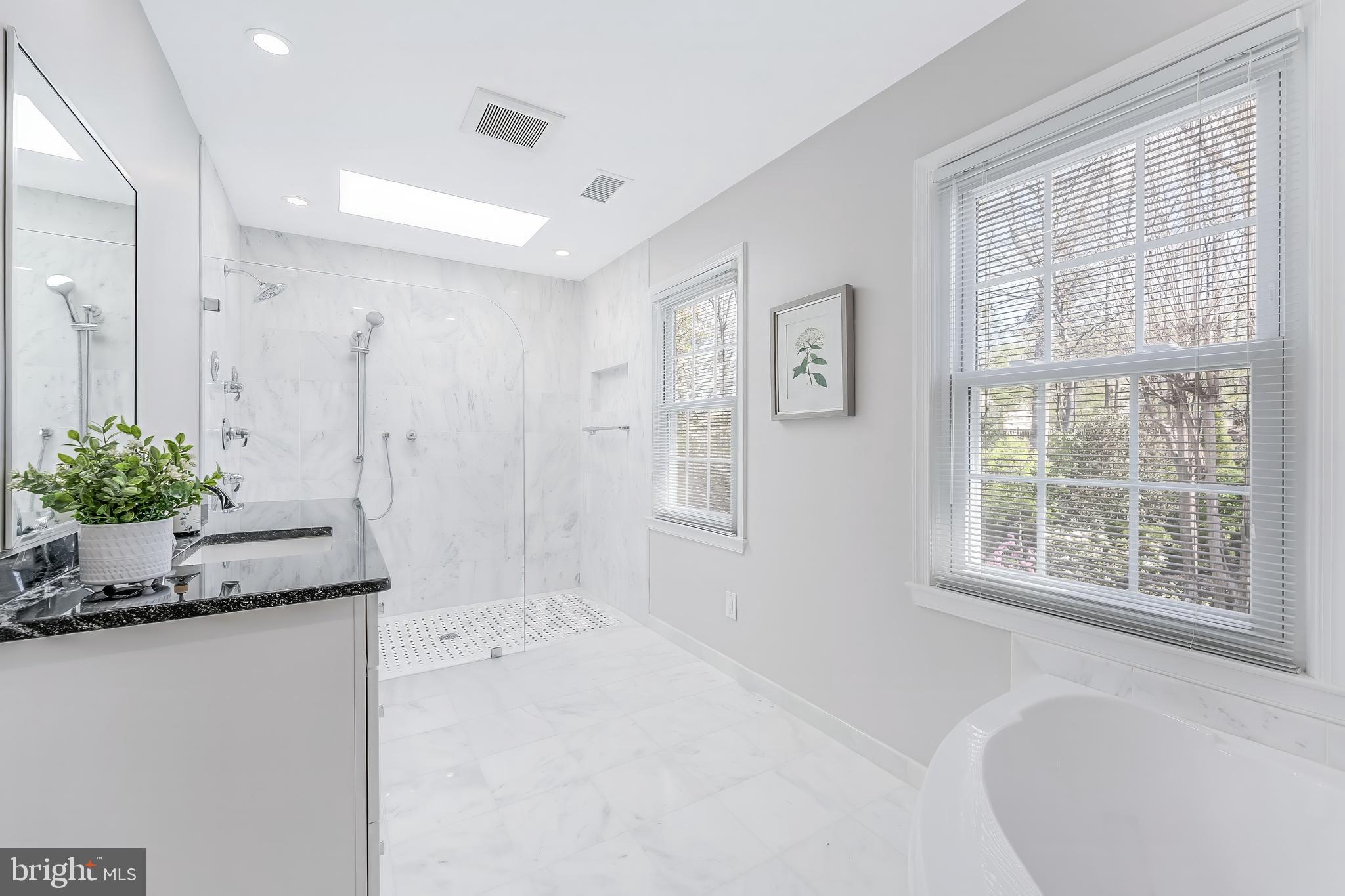 1807 ABBEY GLEN
