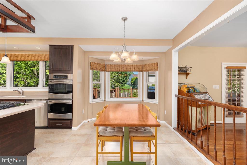 408 WOODGROVE COURT