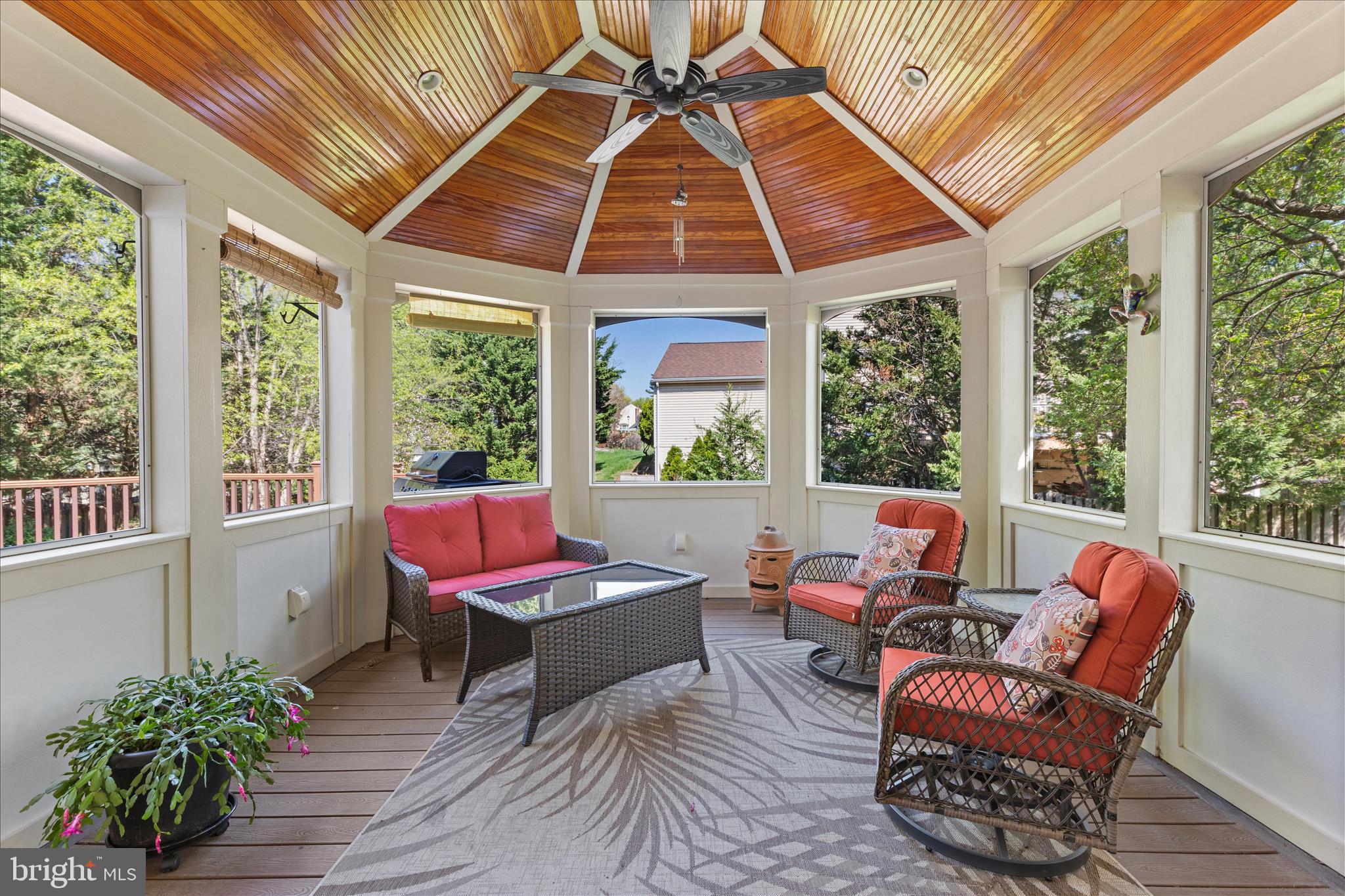 408 WOODGROVE COURT