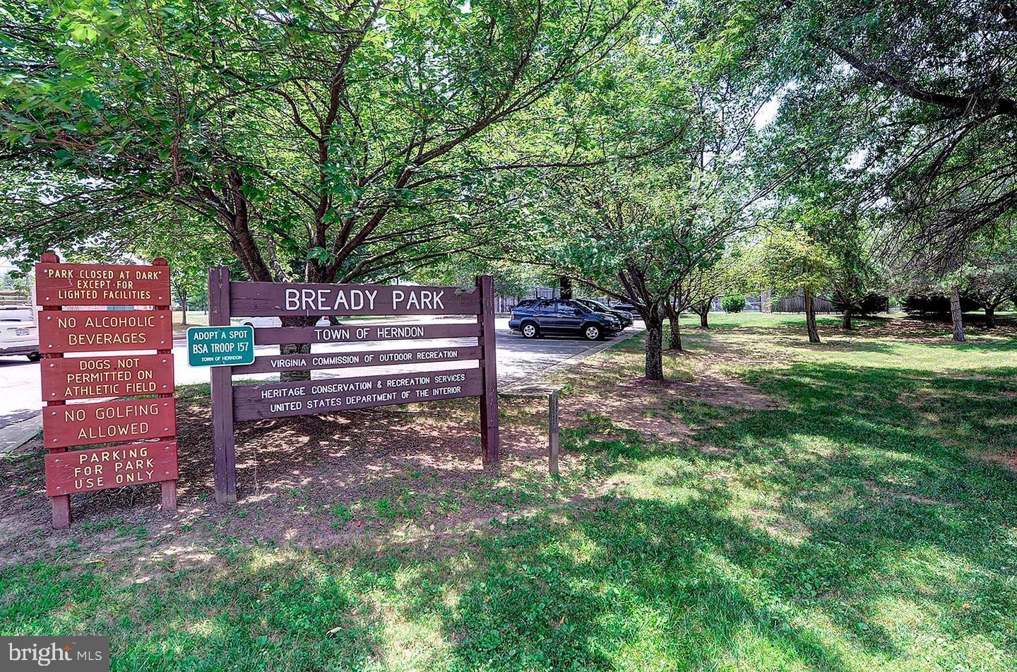 408 WOODGROVE COURT