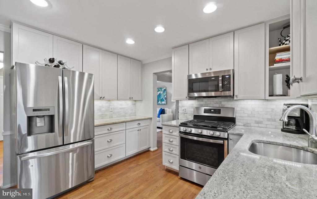 9751 IRONMASTER DRIVE