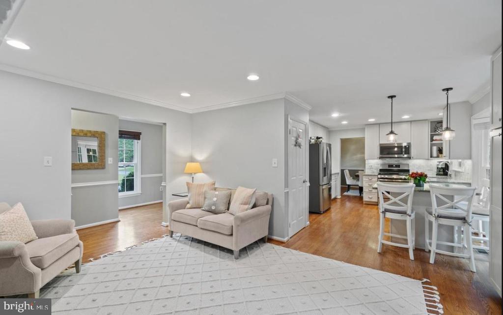9751 IRONMASTER DRIVE