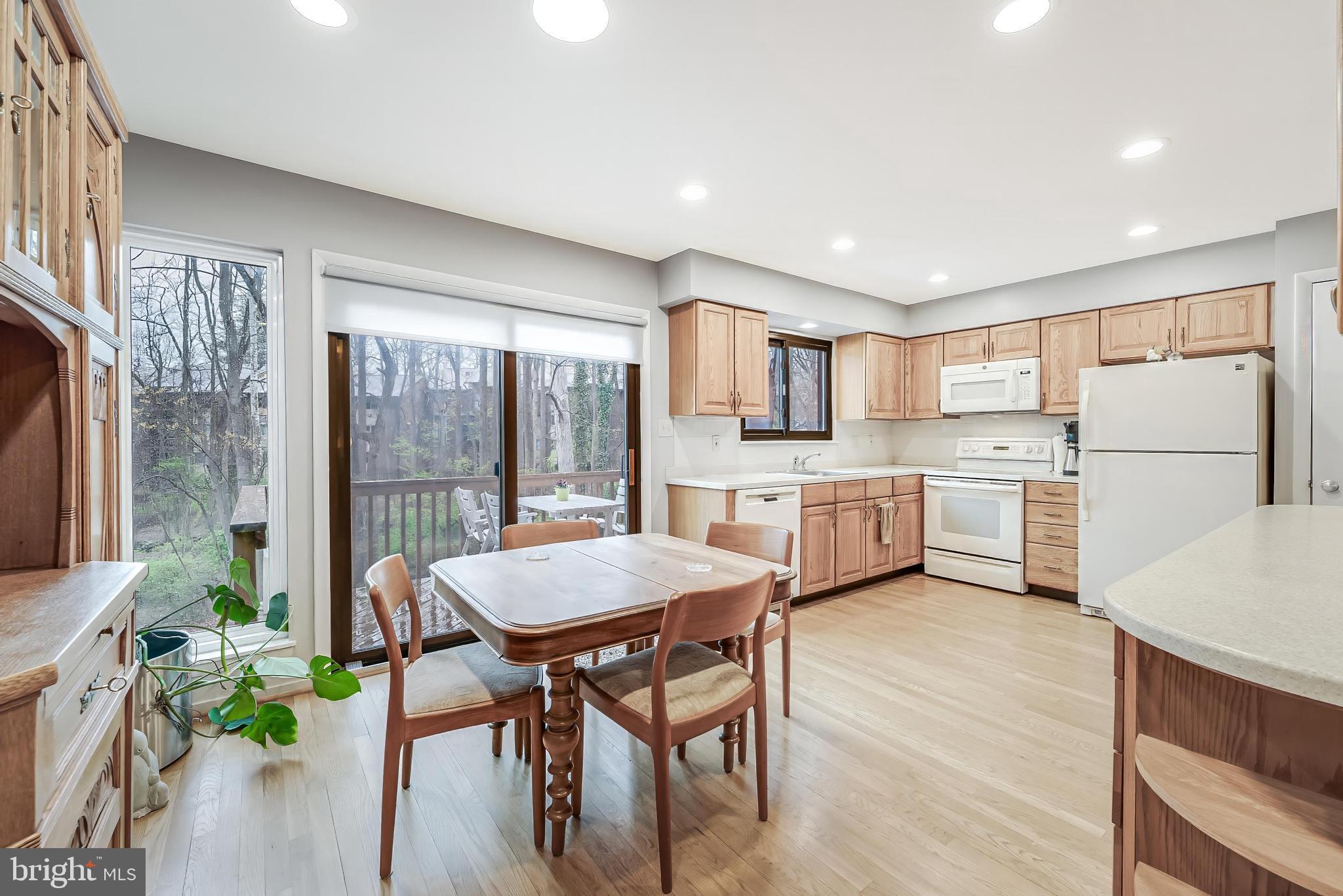 11915 ESCALANTE COURT