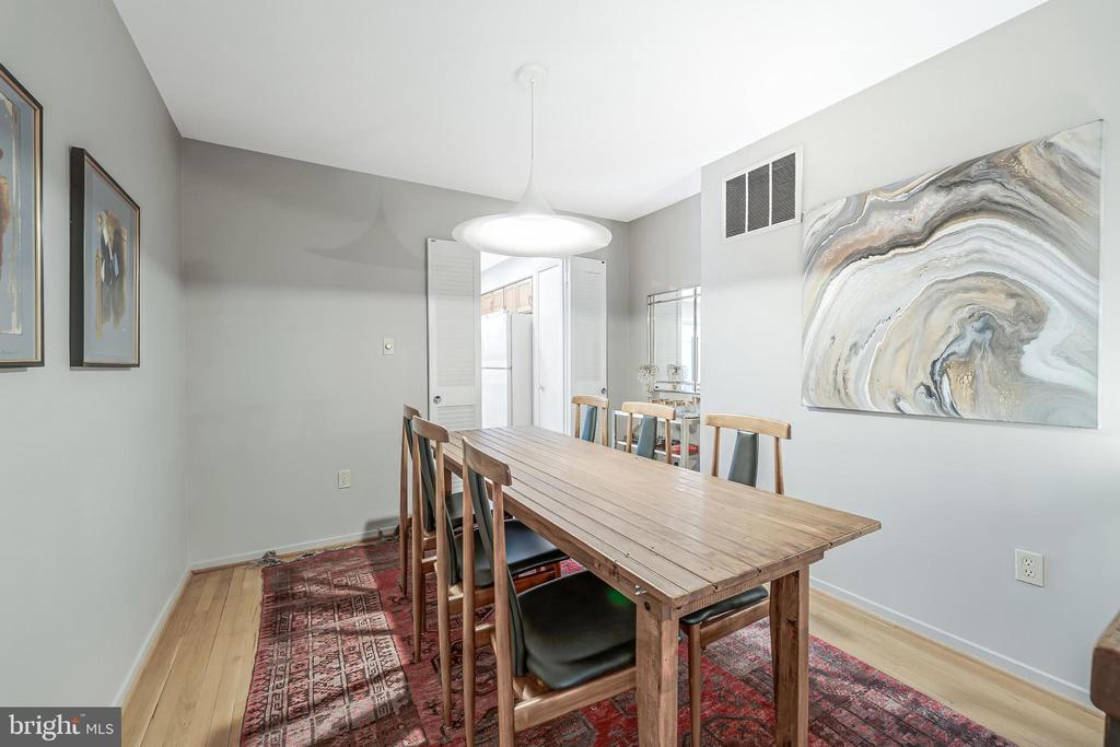 11915 ESCALANTE COURT