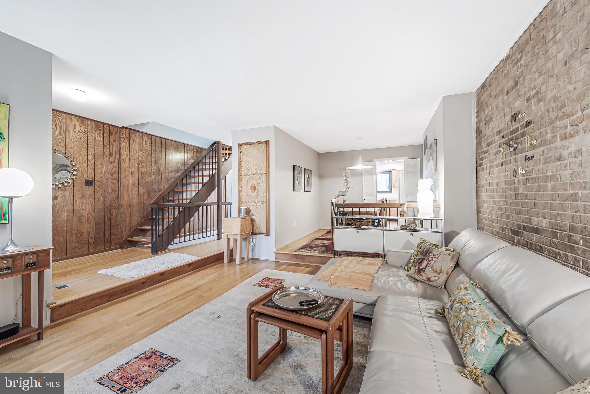 11915 ESCALANTE COURT