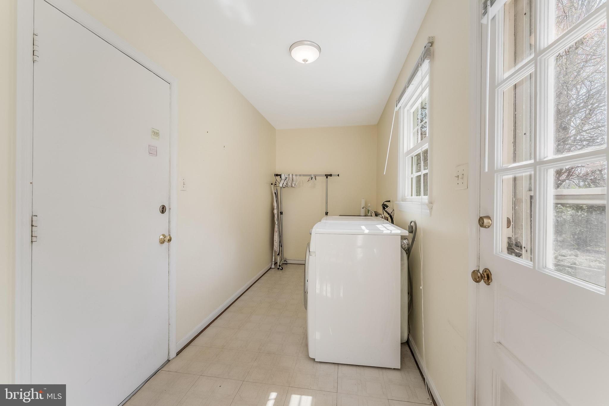 10417 SILK OAK DRIVE