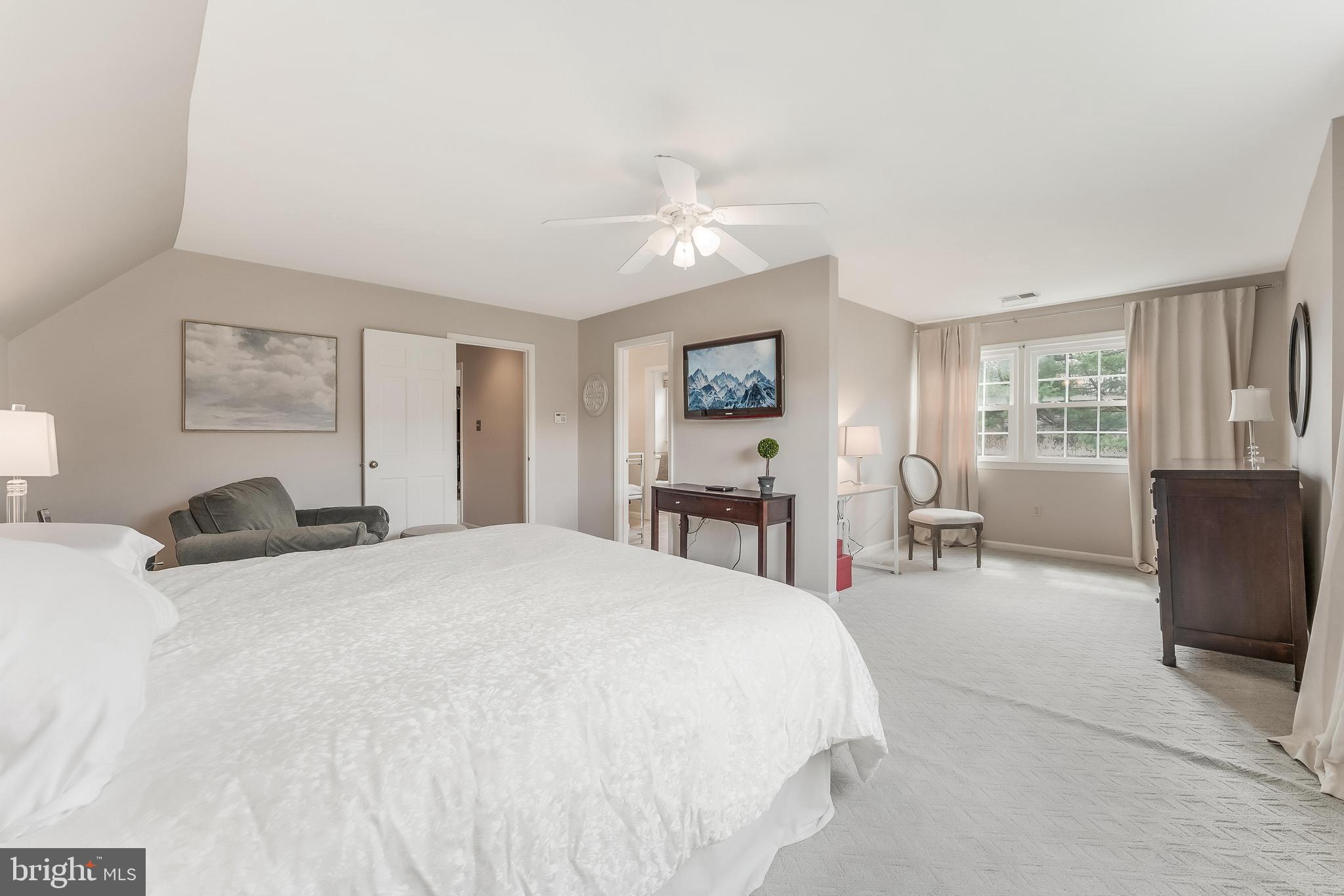 10417 SILK OAK DRIVE