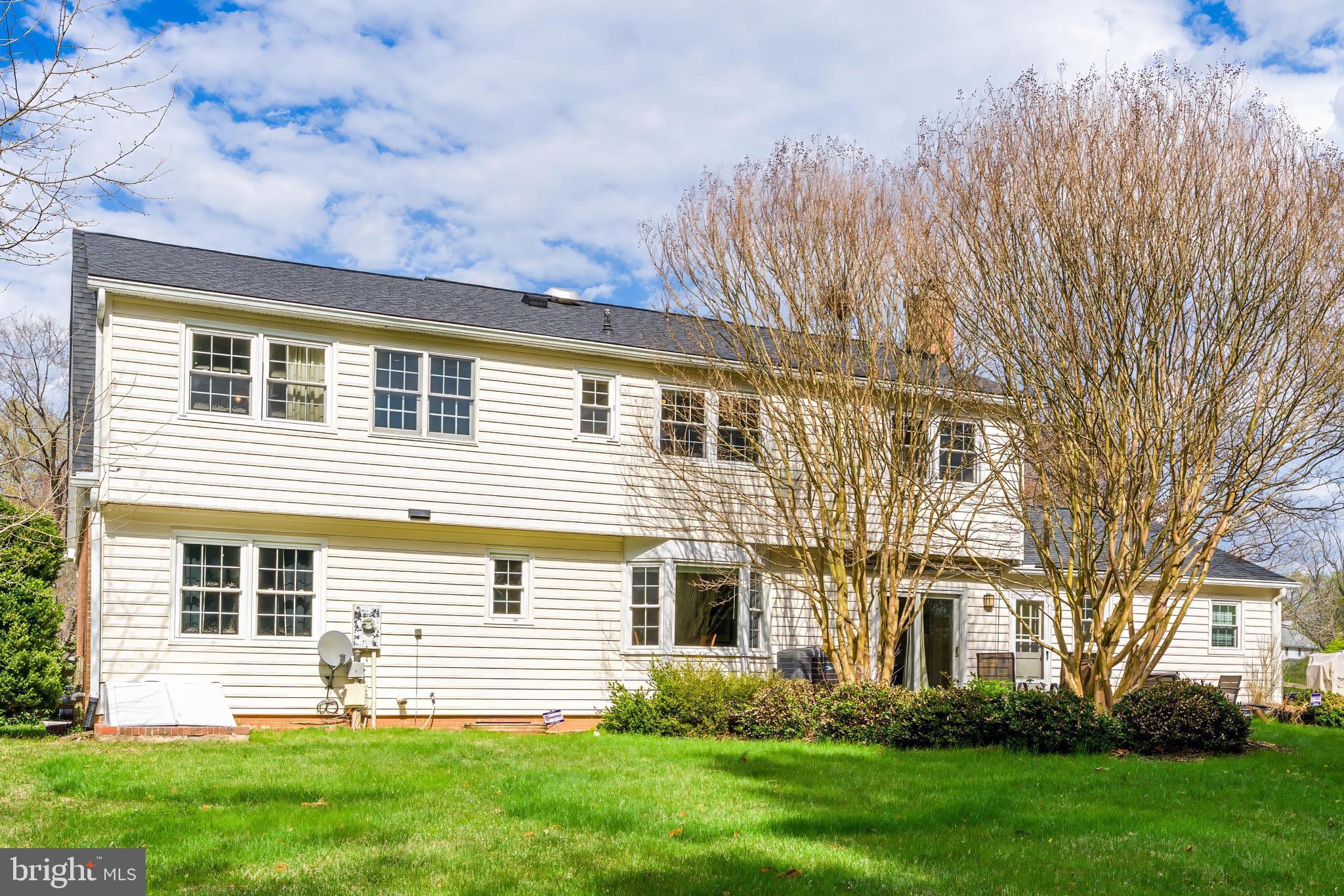 10417 SILK OAK DRIVE