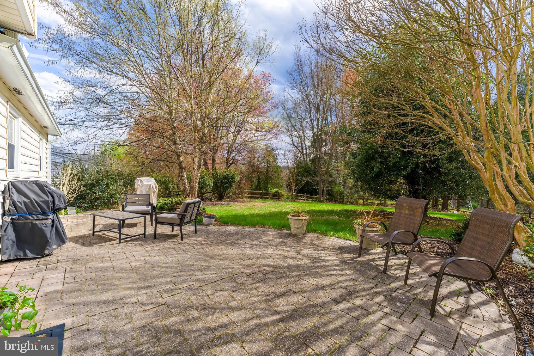 10417 SILK OAK DRIVE