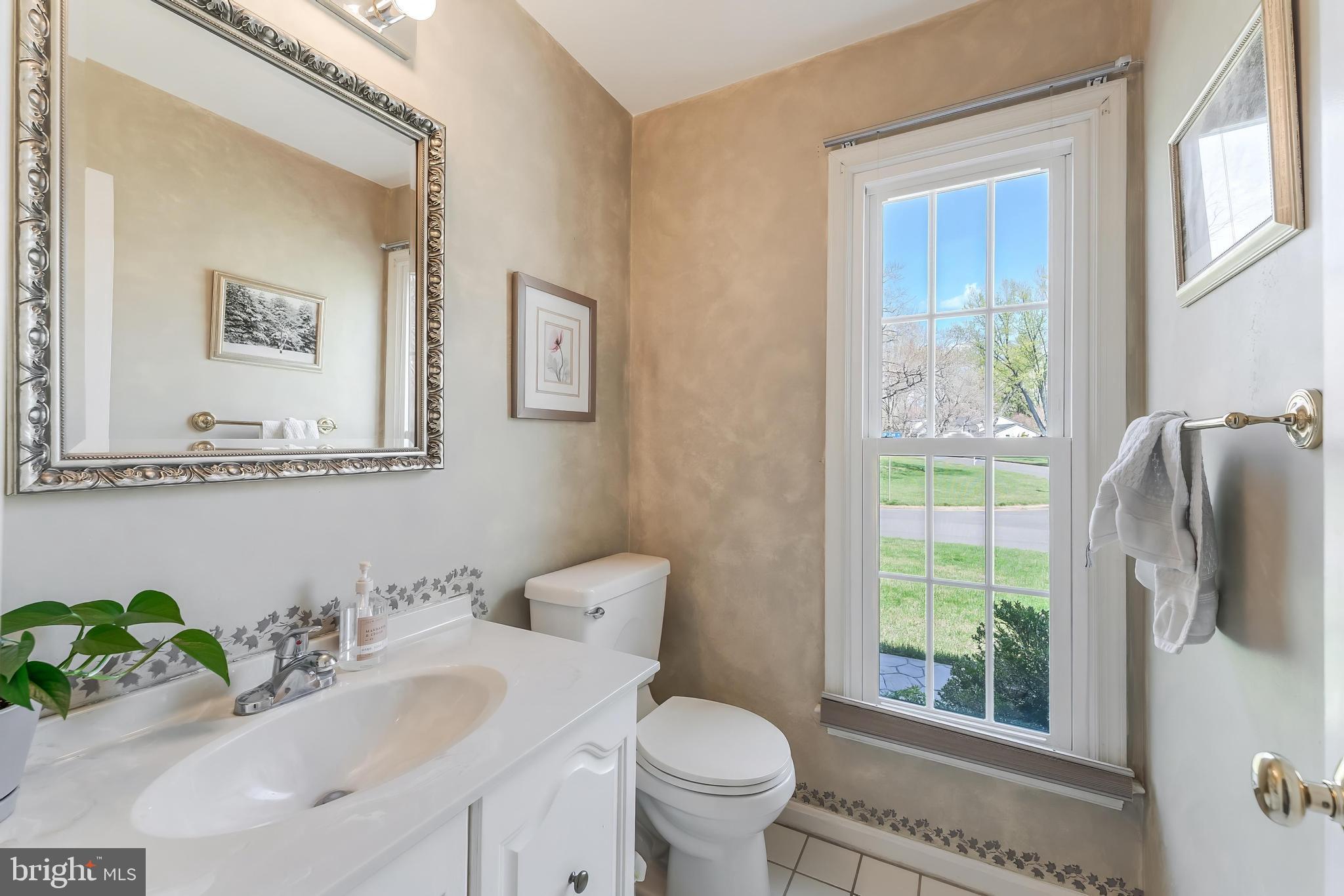 10417 SILK OAK DRIVE