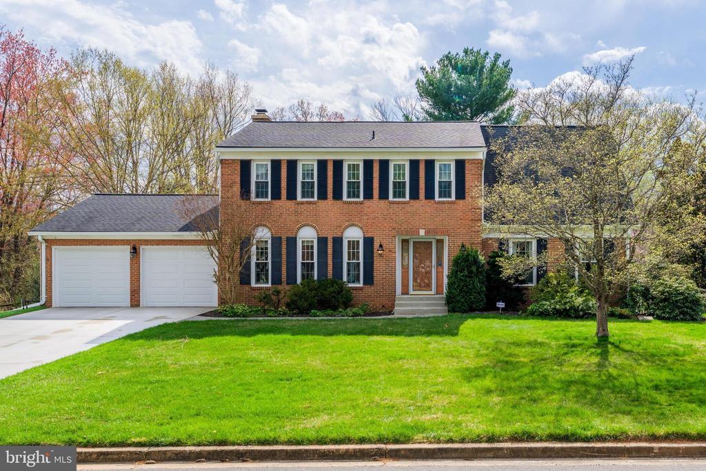10417 SILK OAK DRIVE