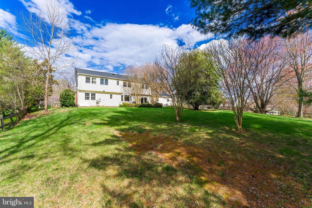10417 SILK OAK DRIVE