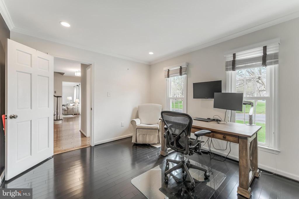10417 SILK OAK DRIVE