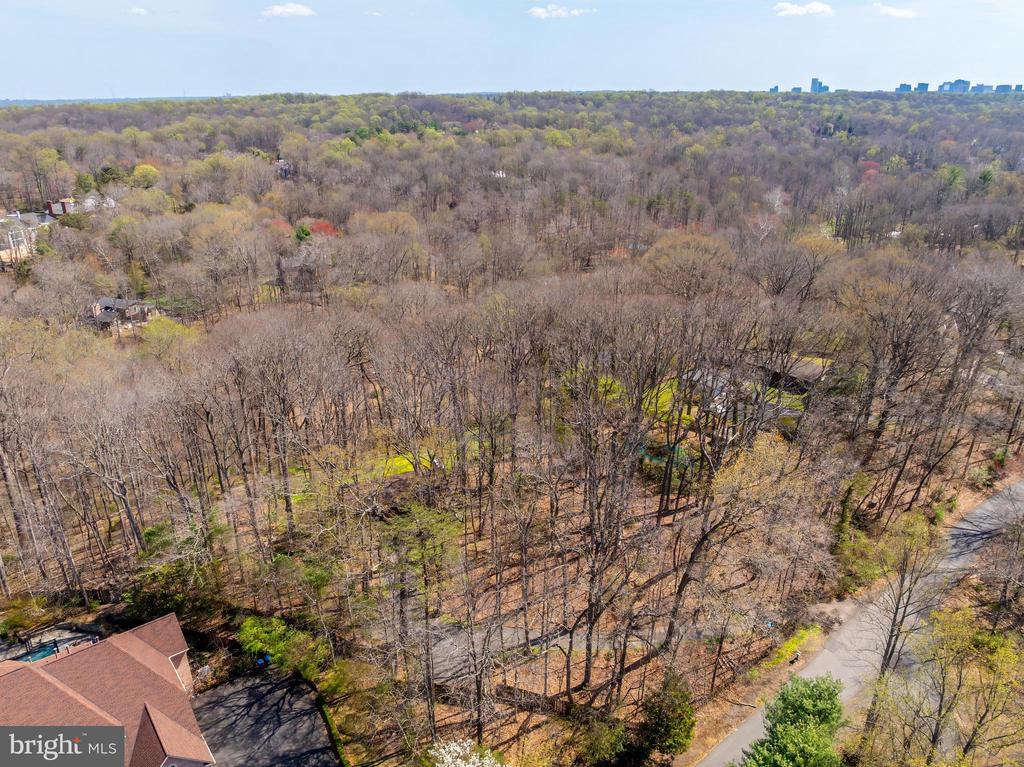 901 CHINQUAPIN ROAD