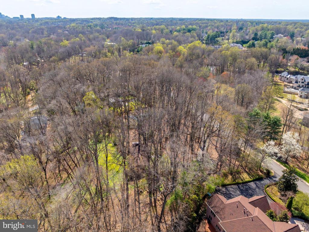 901 CHINQUAPIN ROAD