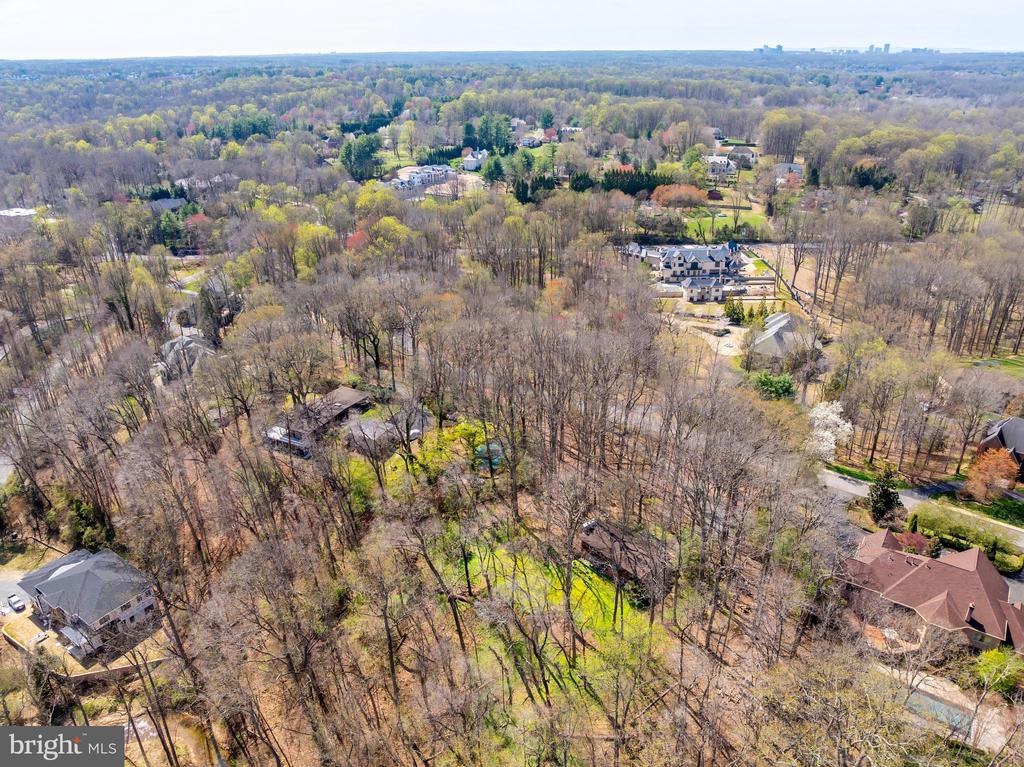 901 CHINQUAPIN ROAD