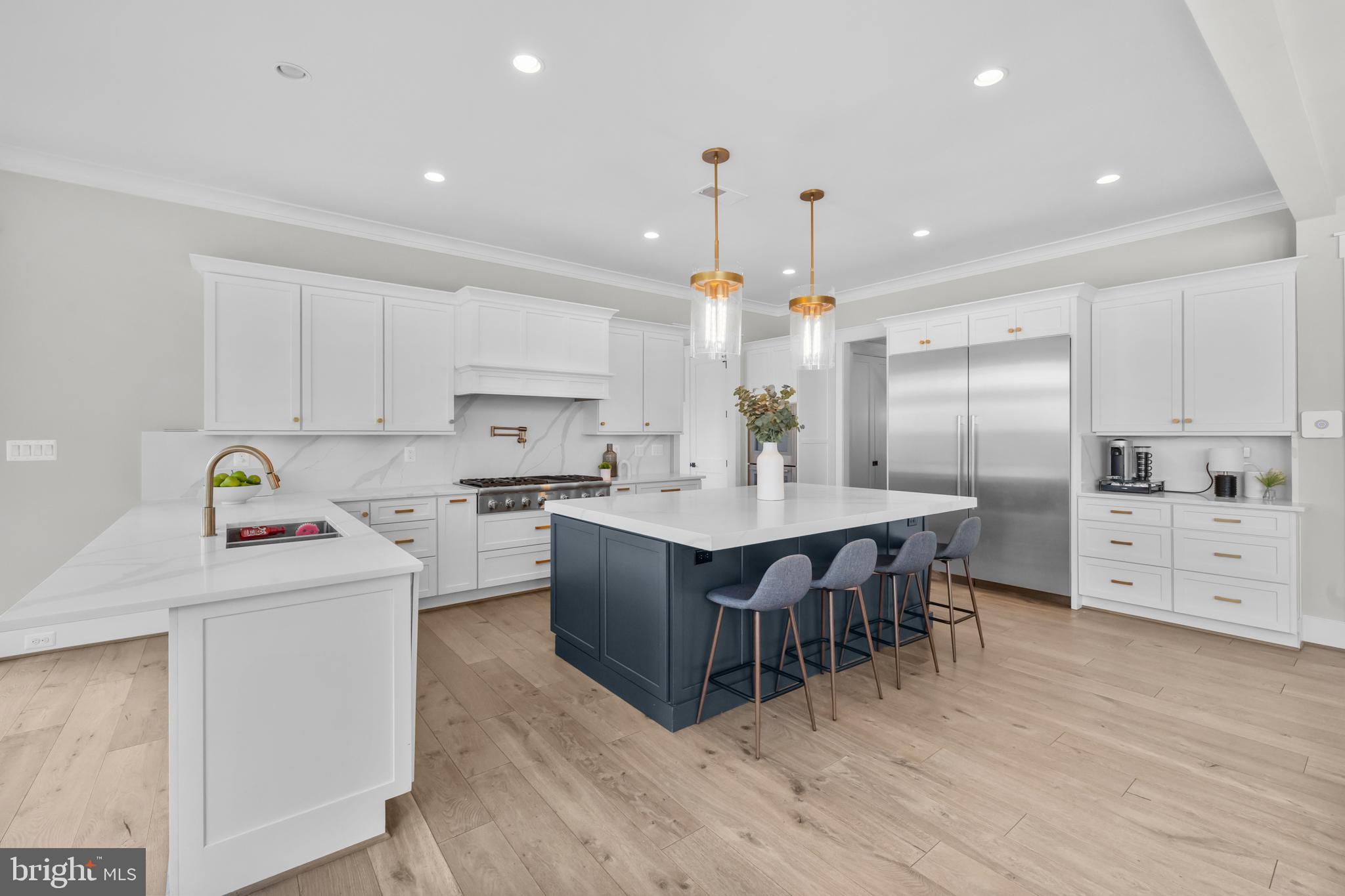 1118 WESTBRIAR COURT NE