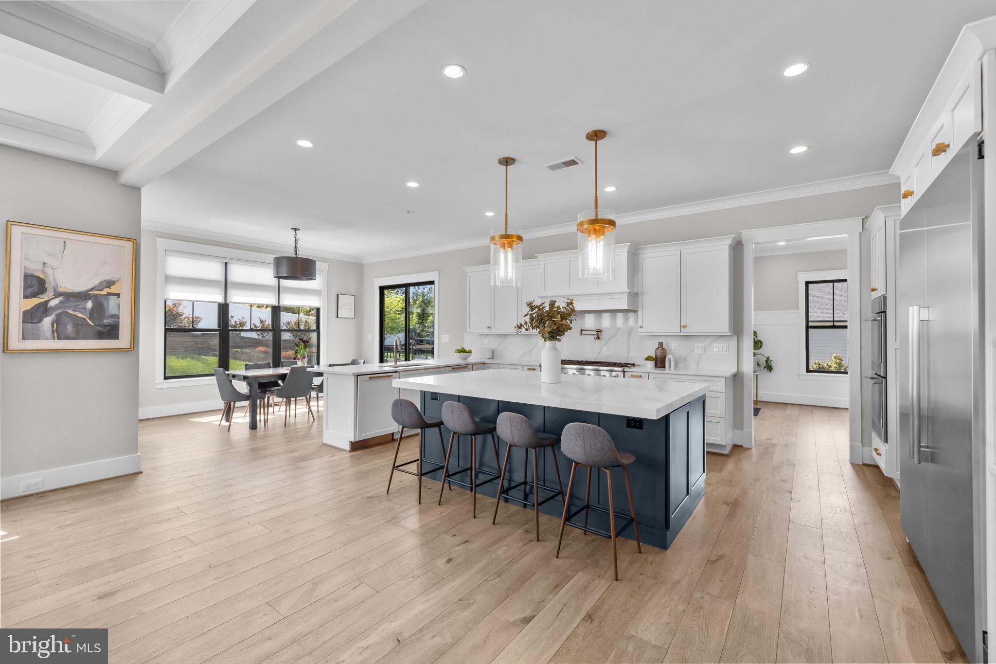 1118 WESTBRIAR COURT NE