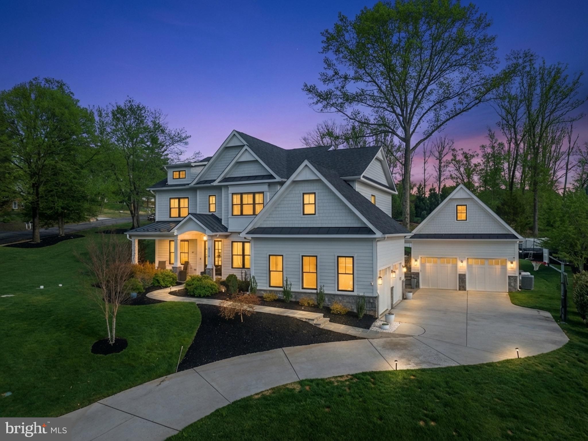 1118 WESTBRIAR COURT NE