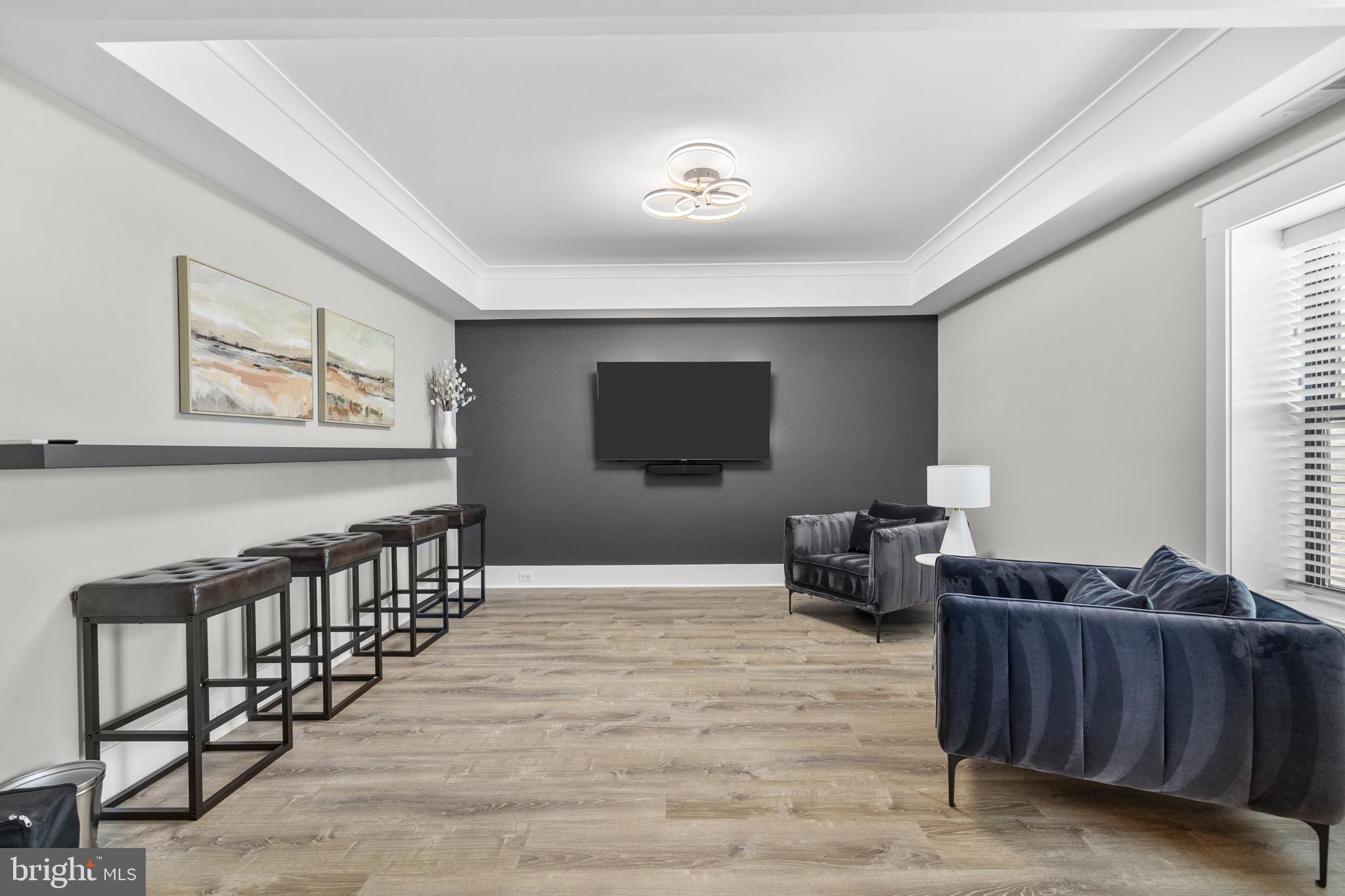 1118 WESTBRIAR COURT NE