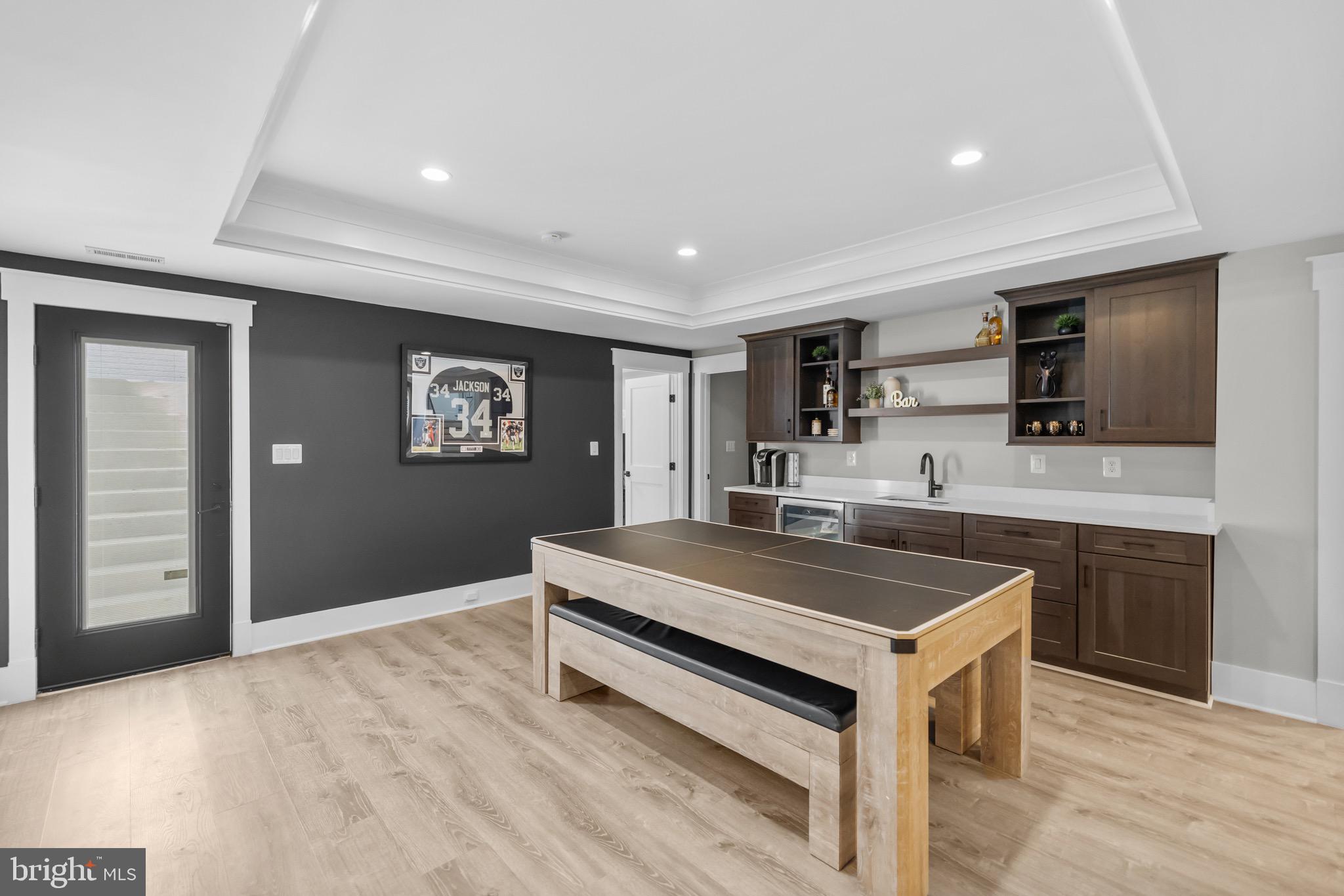 1118 WESTBRIAR COURT NE