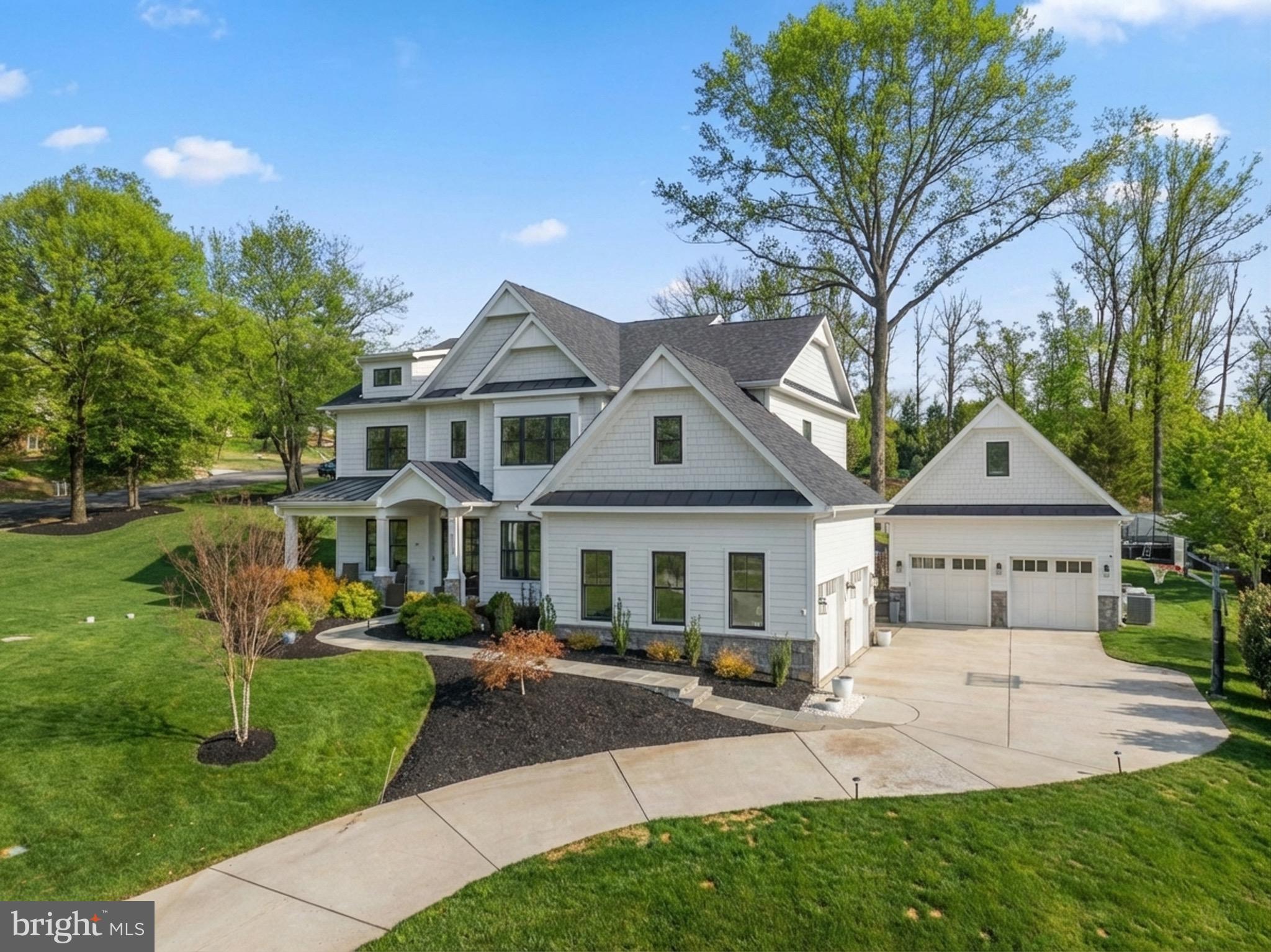 1118 WESTBRIAR COURT NE
