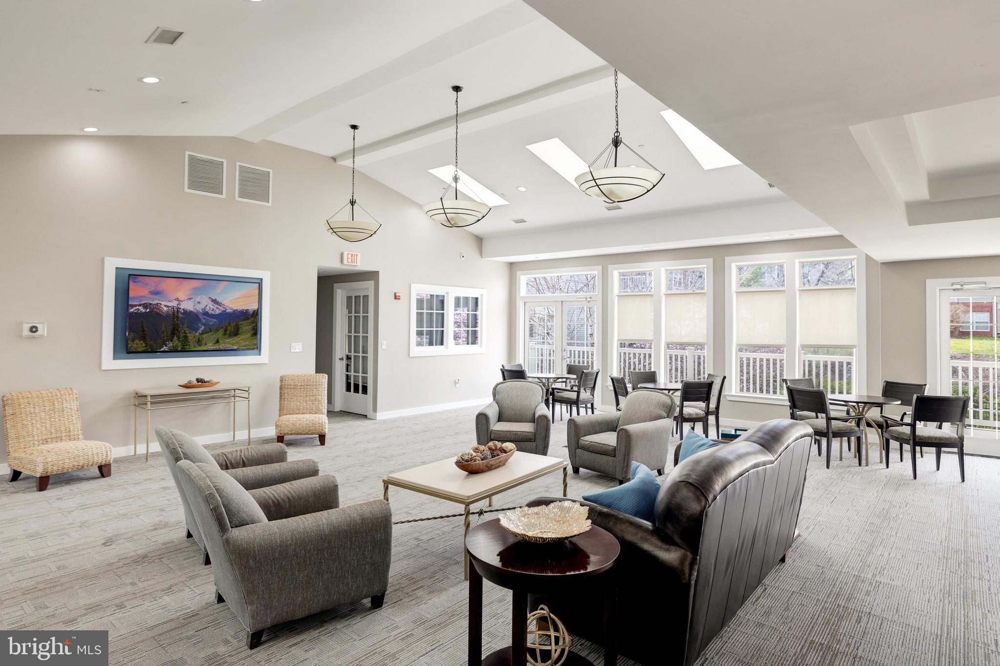 1719 ASCOT WAY 1719D