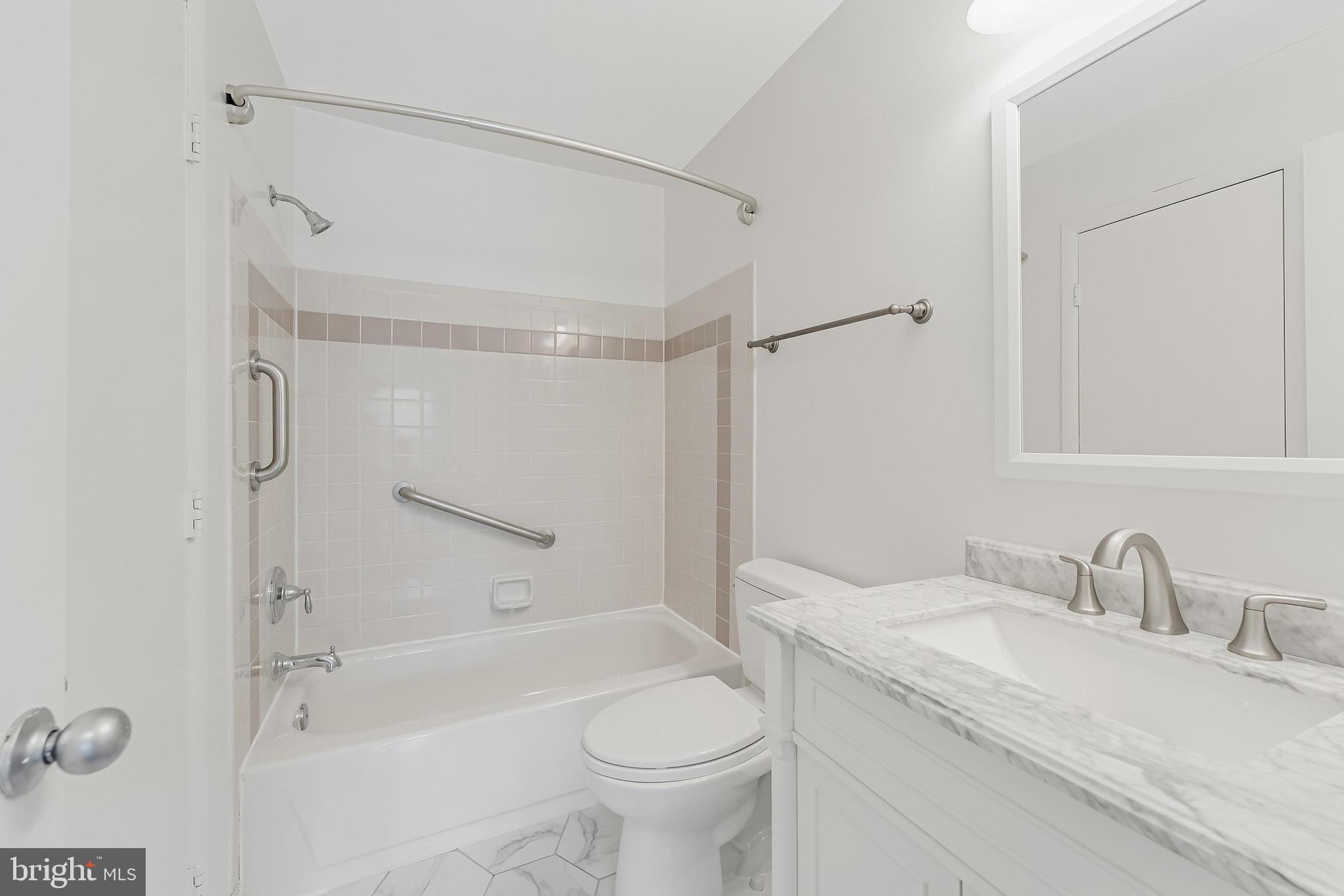 1719 ASCOT WAY 1719D