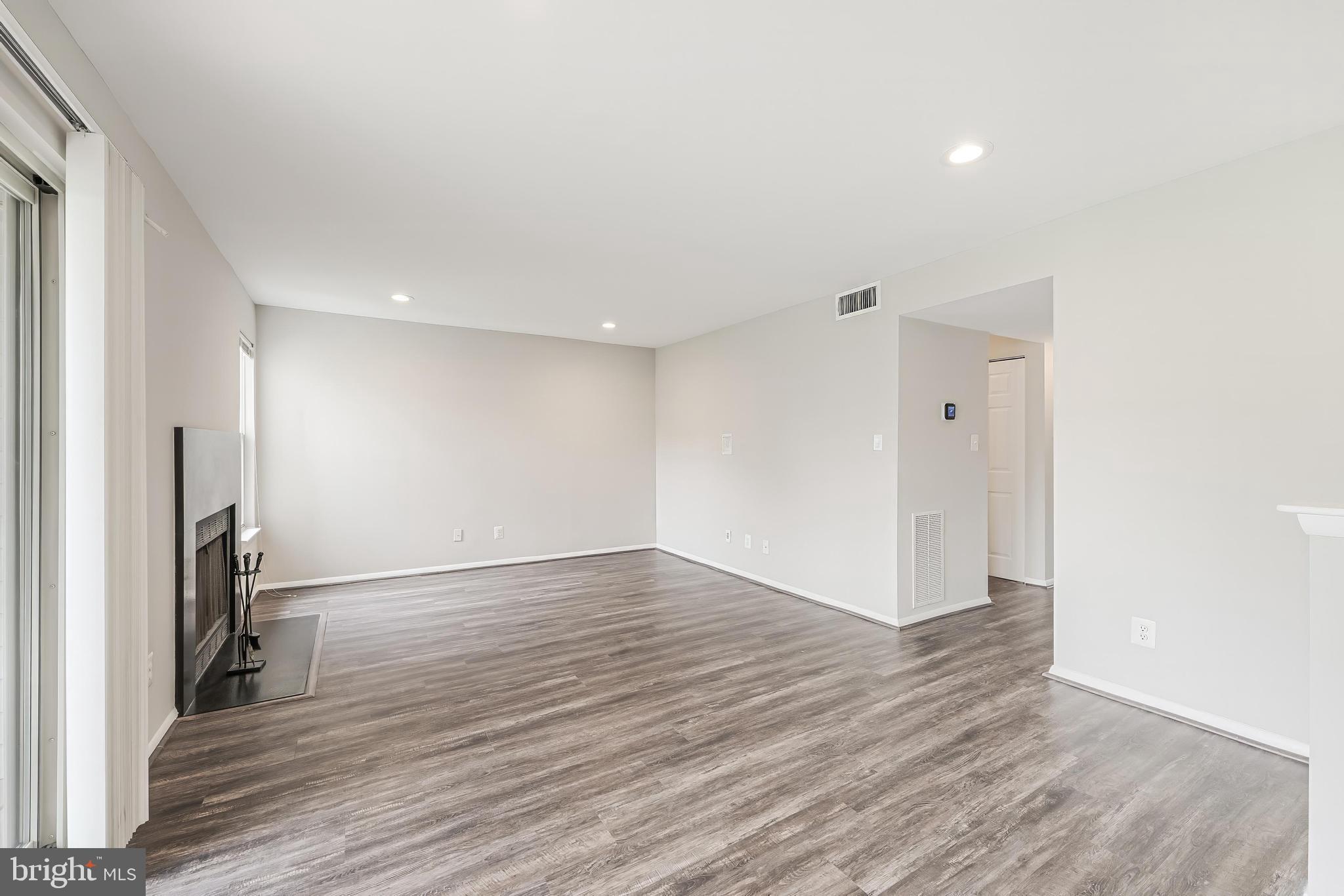 1719 ASCOT WAY 1719D