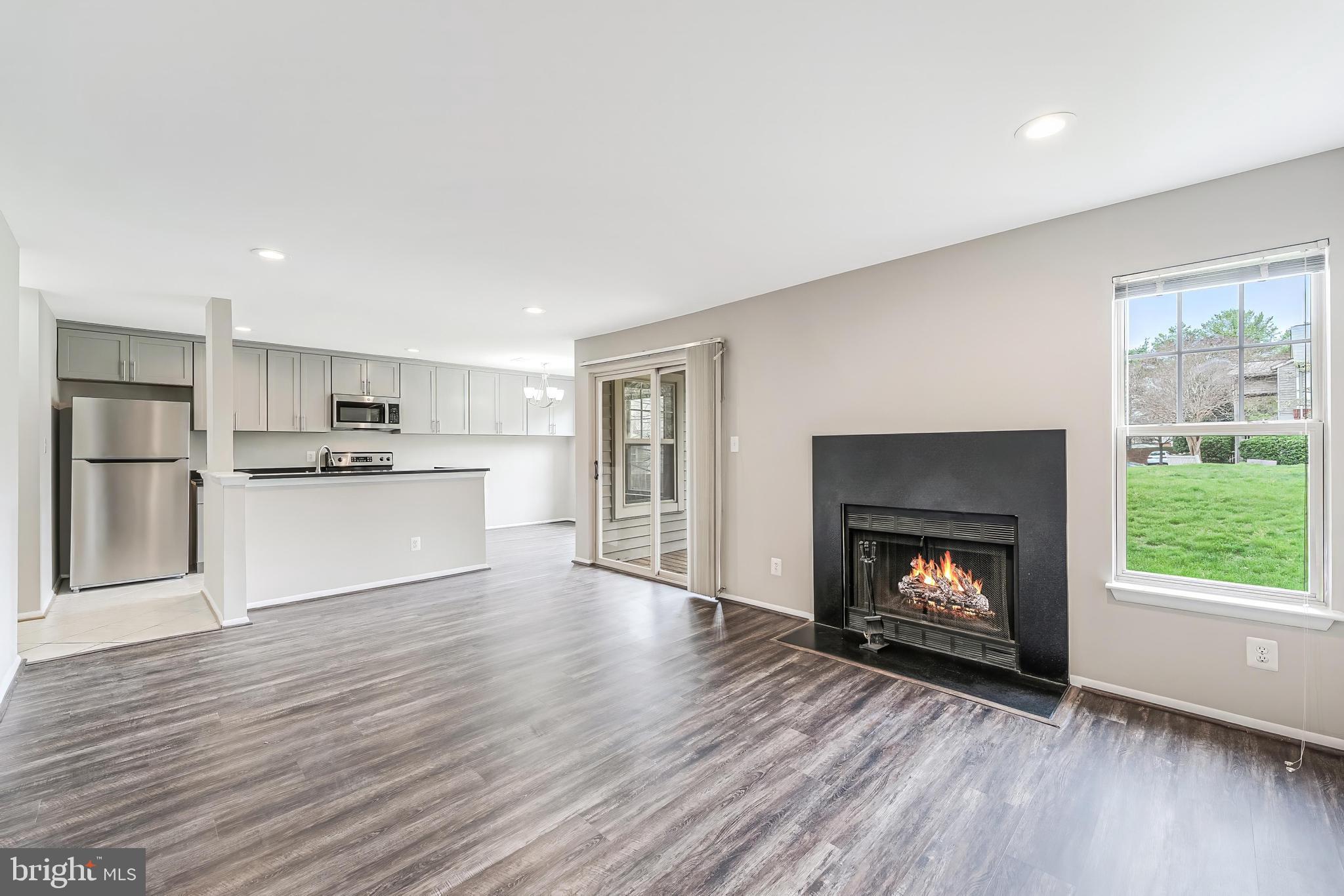 1719 ASCOT WAY 1719D