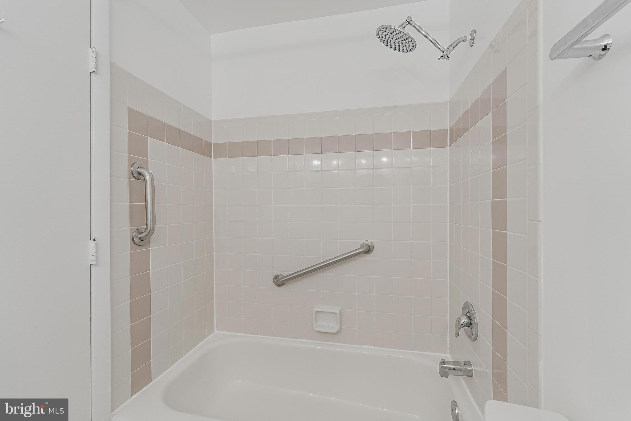 1719 ASCOT WAY 1719D