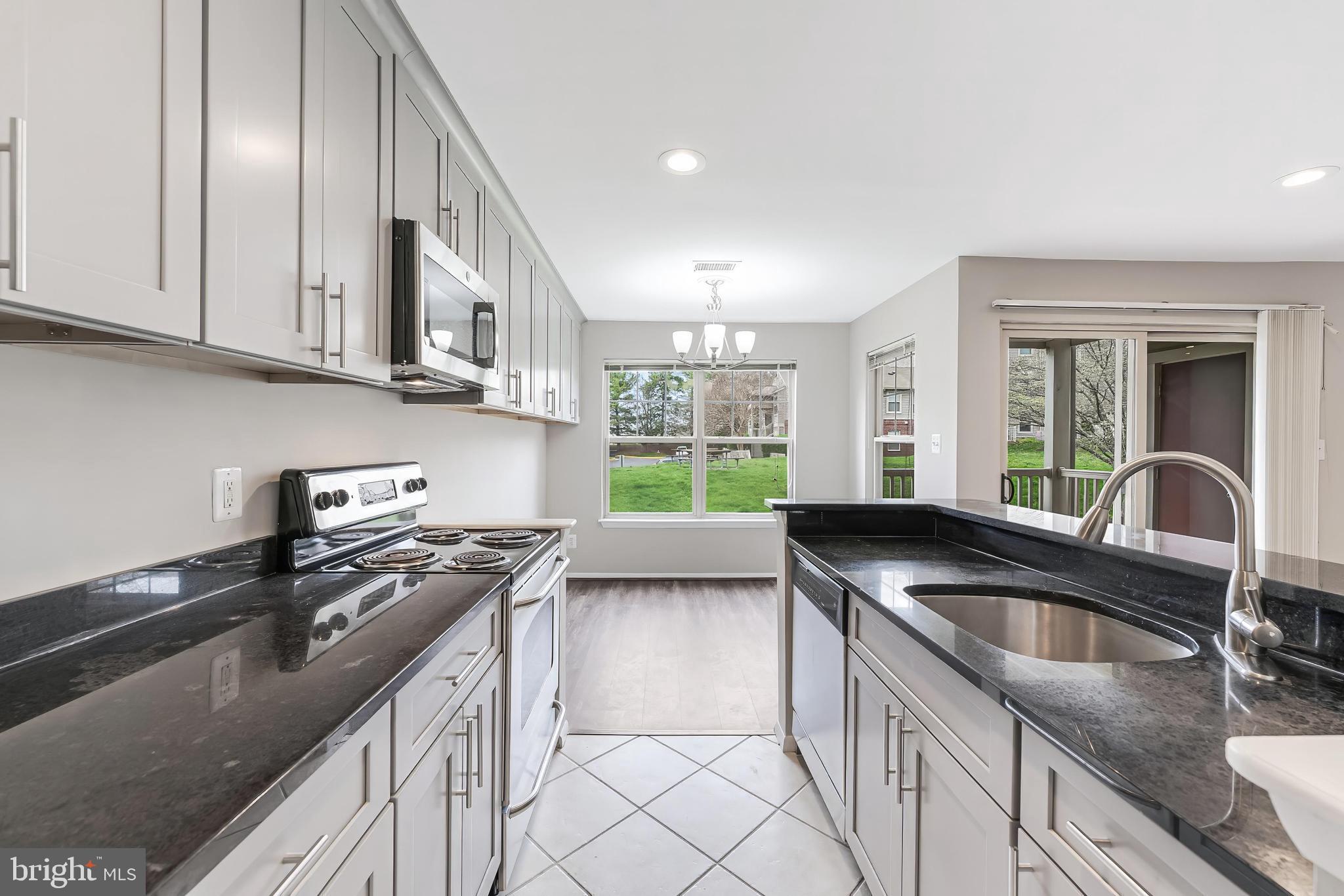 1719 ASCOT WAY 1719D