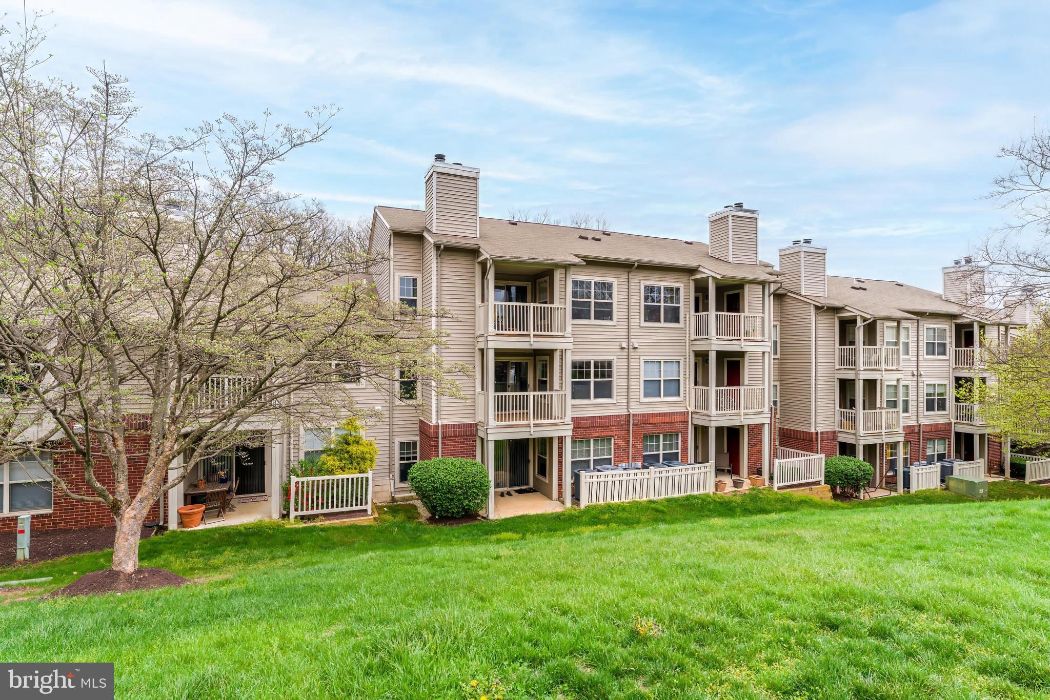 1719 ASCOT WAY 1719D