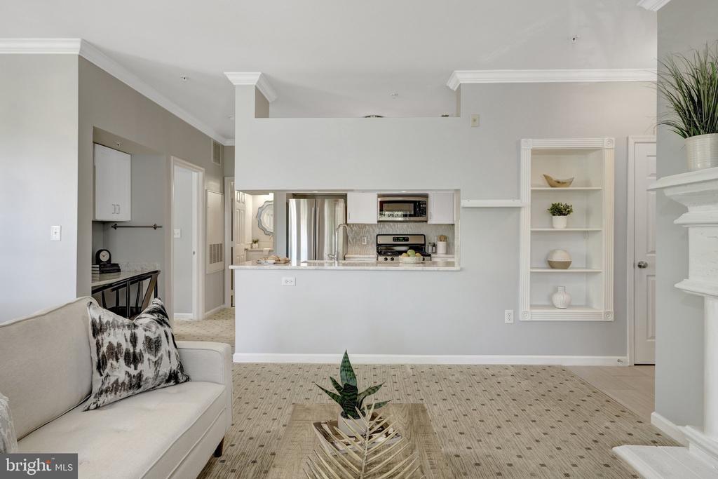 12112 GARDEN GROVE CIRCLE 301