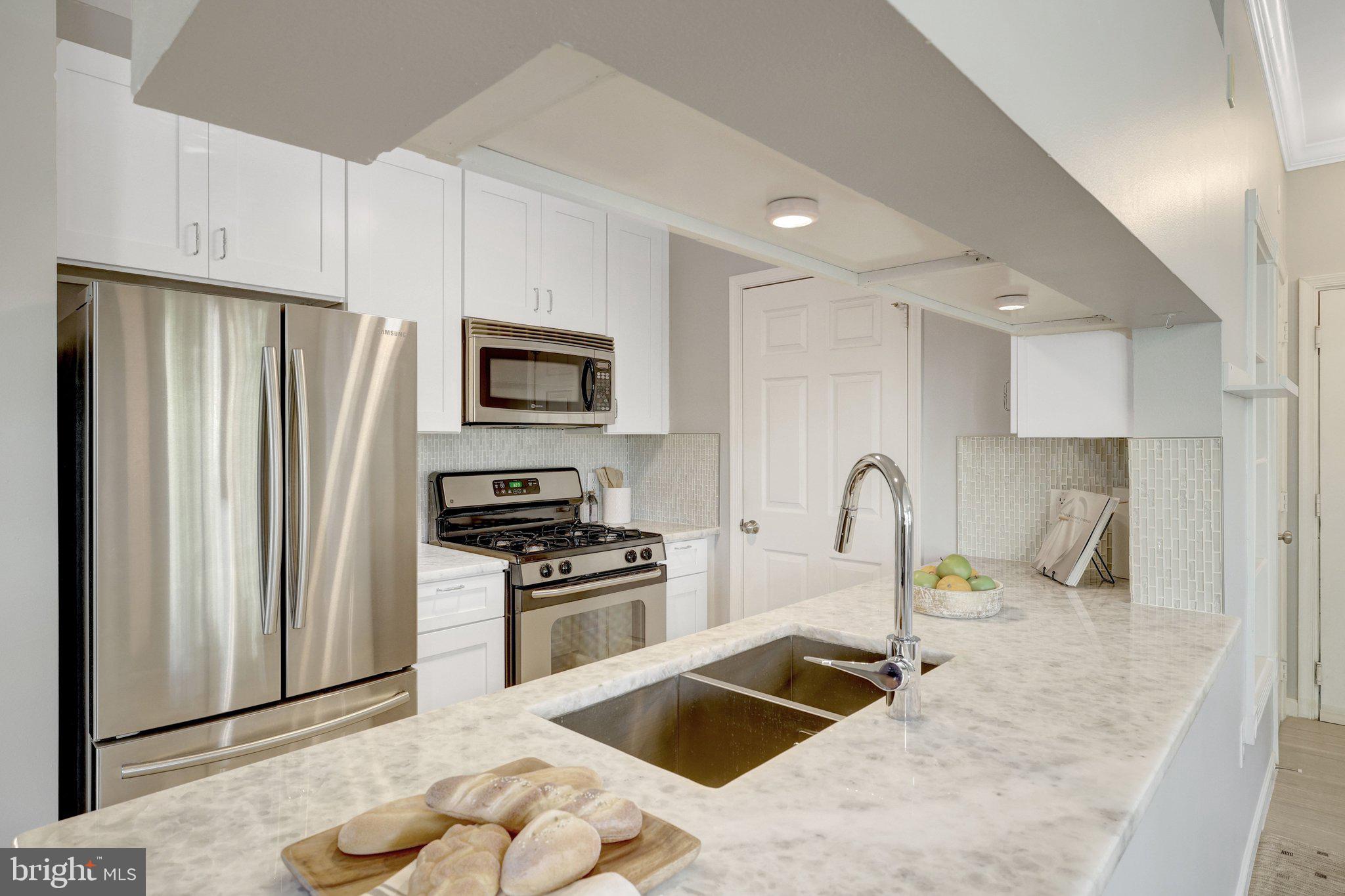 12112 GARDEN GROVE CIRCLE 301