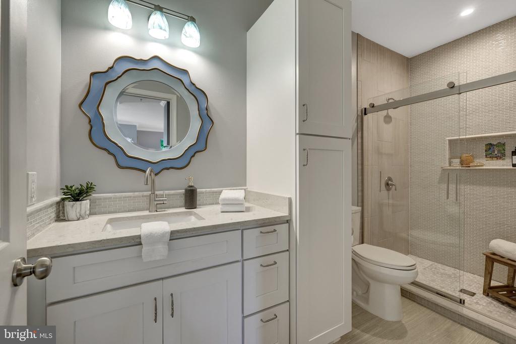 12112 GARDEN GROVE CIRCLE 301
