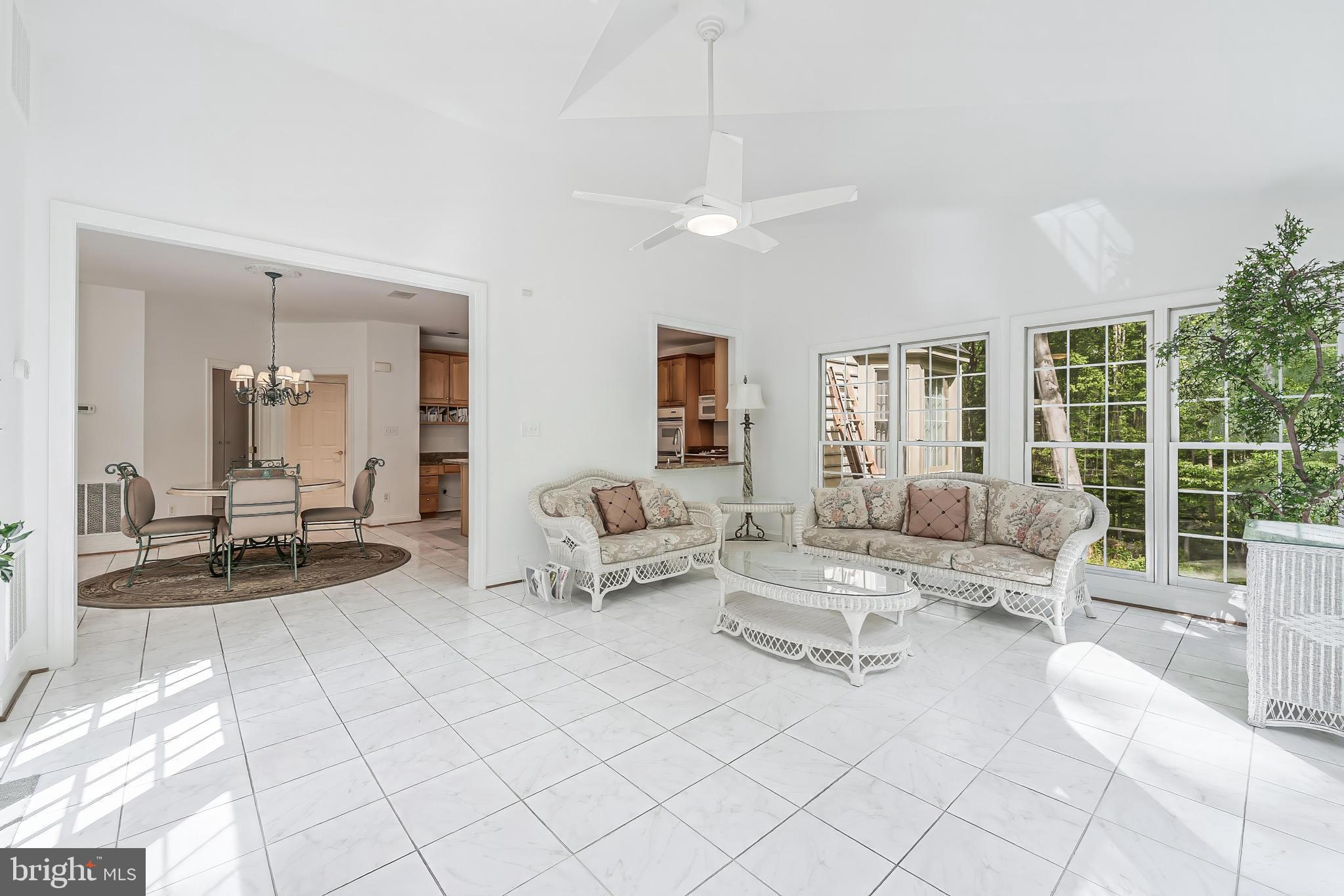 1051 NORTHFALLS COURT