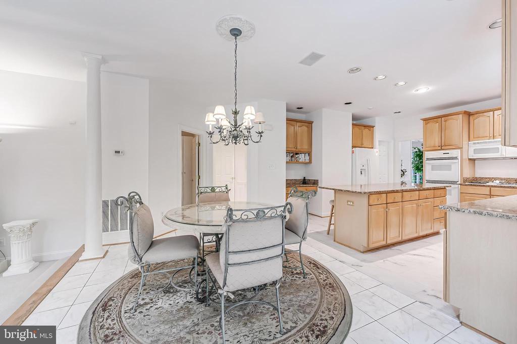 1051 NORTHFALLS COURT