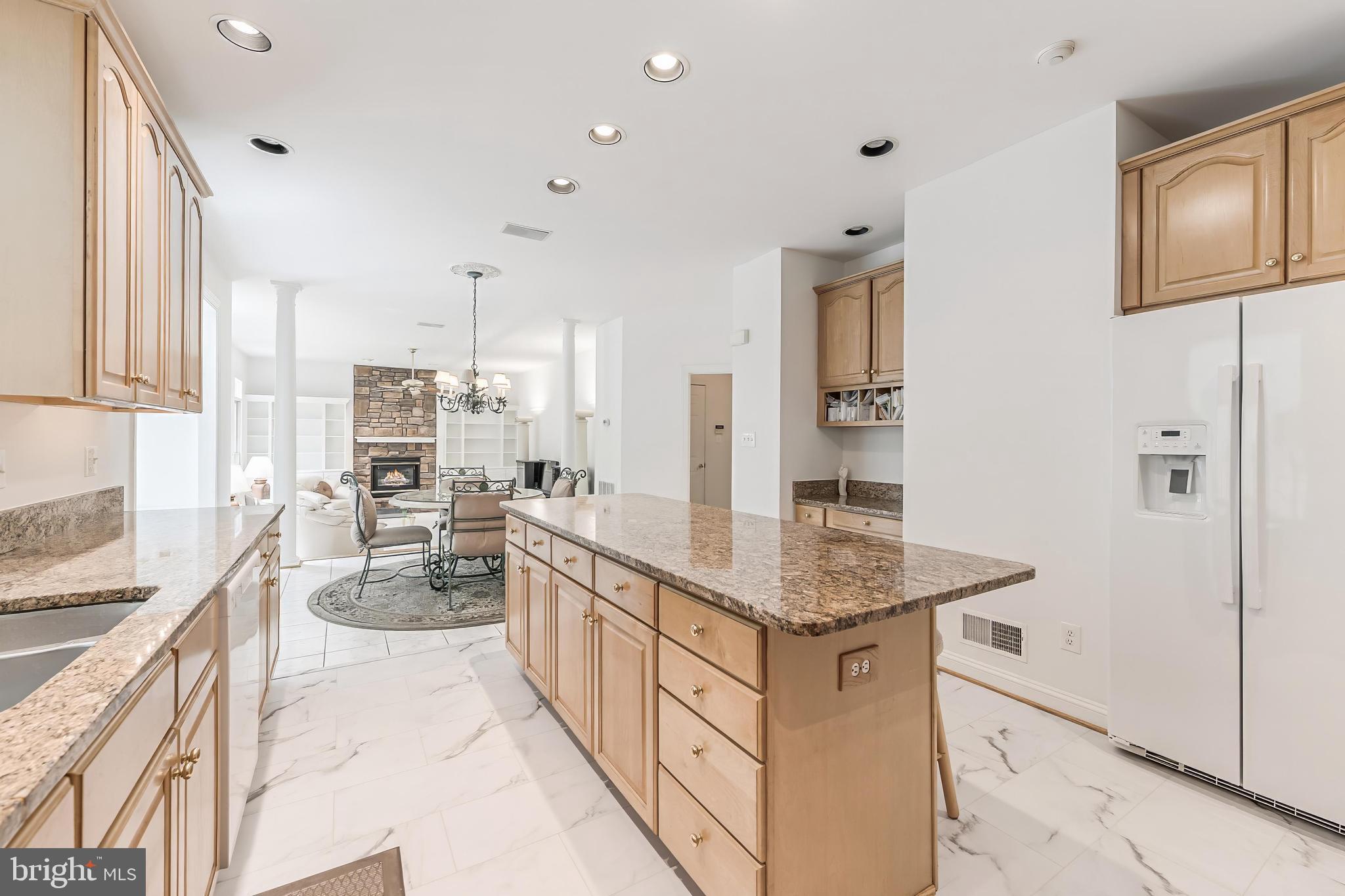 1051 NORTHFALLS COURT