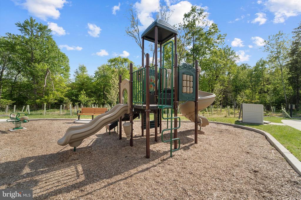 13695 INNOVATION STATION LOOP Unit: 77B